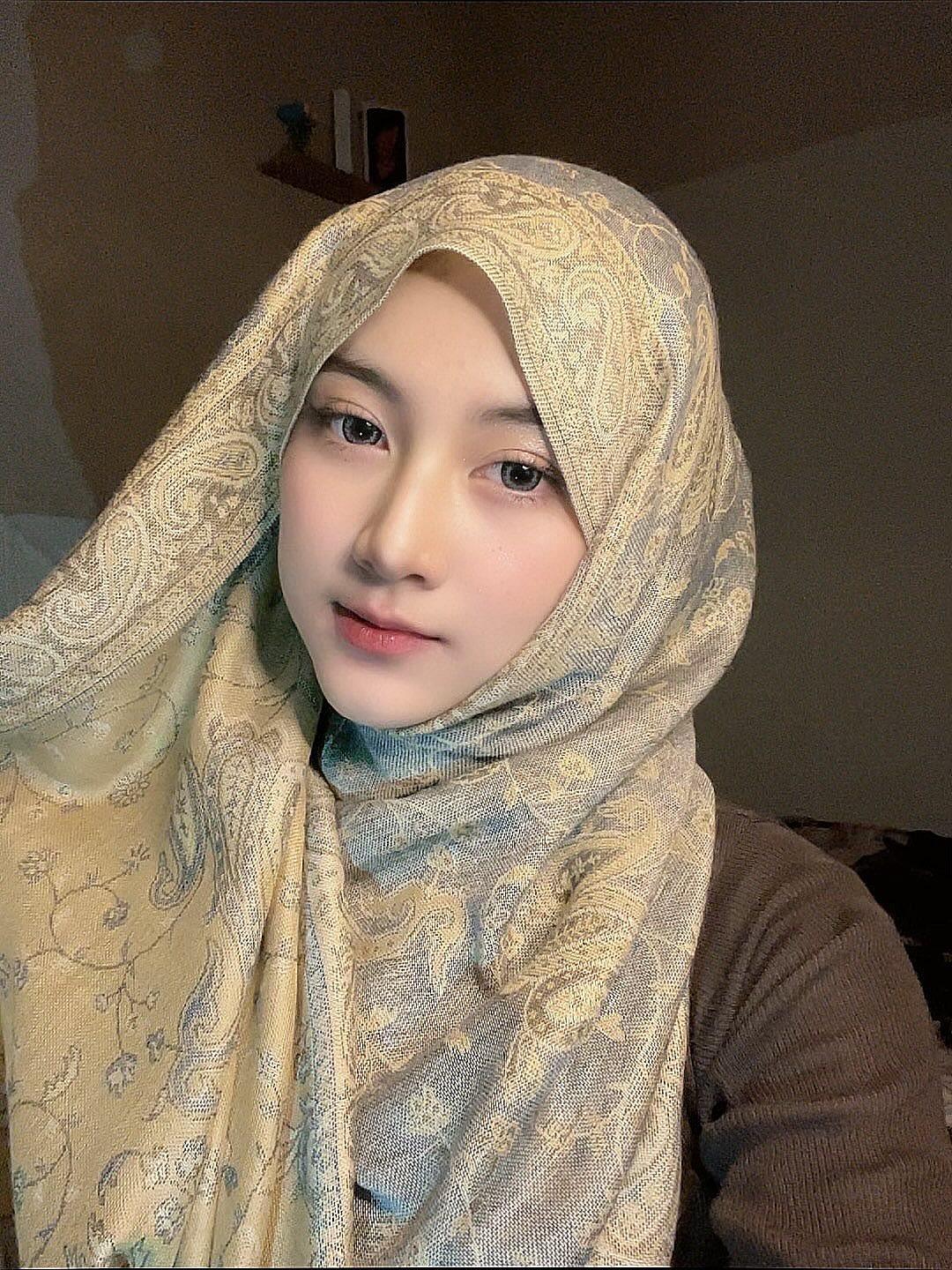 CHAPTER 12 - BINTANG